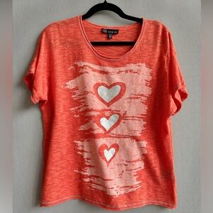 Carré Noir Coral Heart Graphic Tee Lightweight Relaxed Fit Size M